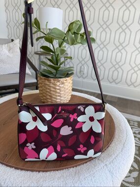 Kate Spade Floral Crossbody Purse Pink Burgundy Leather Like New